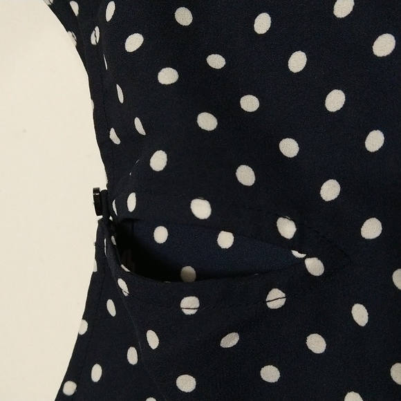 Talbots Ruffle Polka Dot Navy Blue & White Pull Over Oversized Top Size XS #W890 - Picture 9 of 10